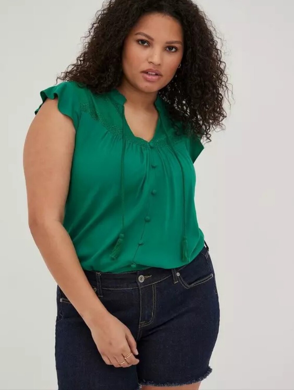 Torrid Size 2x Boho Kelly Green Crochet-Yoke Button Front Cap Sleeve Top